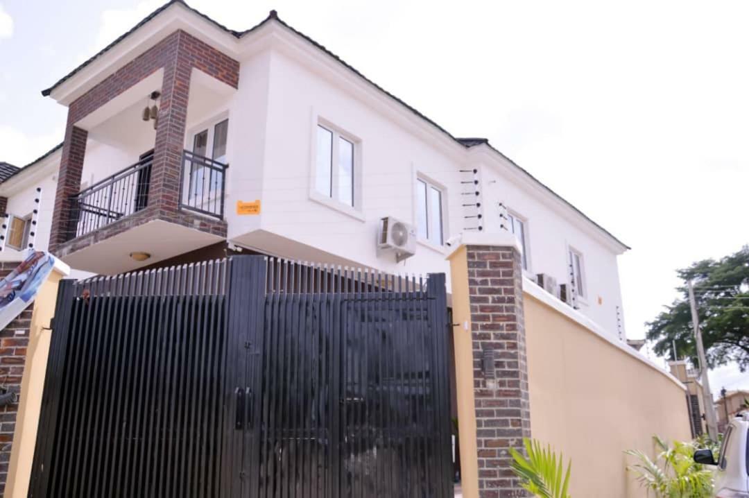 City Nest Hotel Ogombo Экстерьер фото